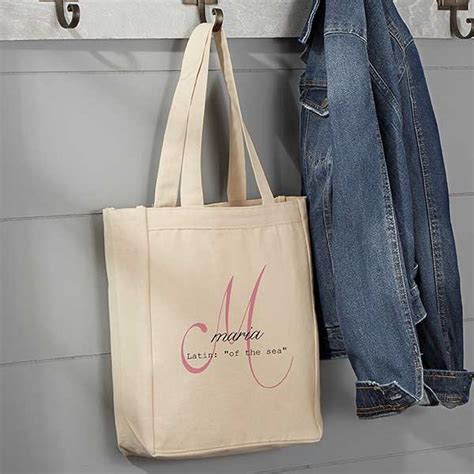 tote bag meaning.